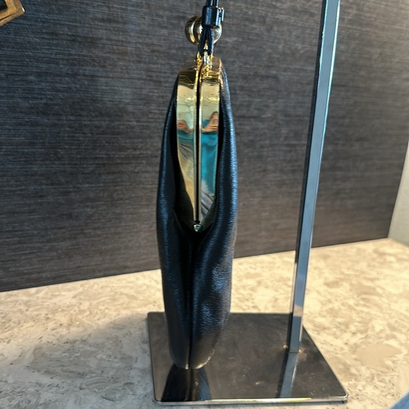 Vintage shoulder kiss lock bag - Picture 7 of 9